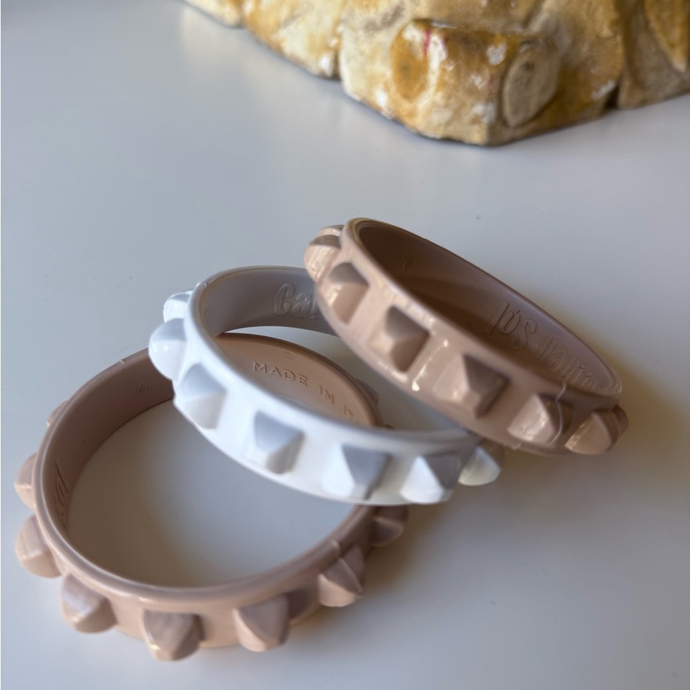 Carmen Sol Jelly Bracelet Set- White and Tan